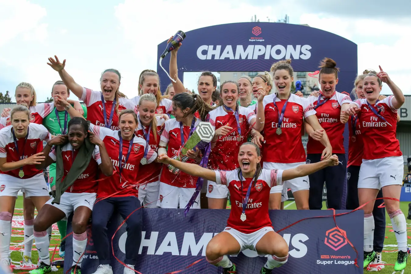 Arsenal Women celebrate a league title