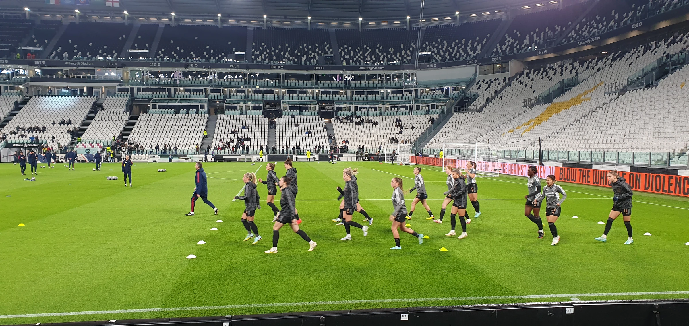 Arsenal Women warm up before a UWCL match
