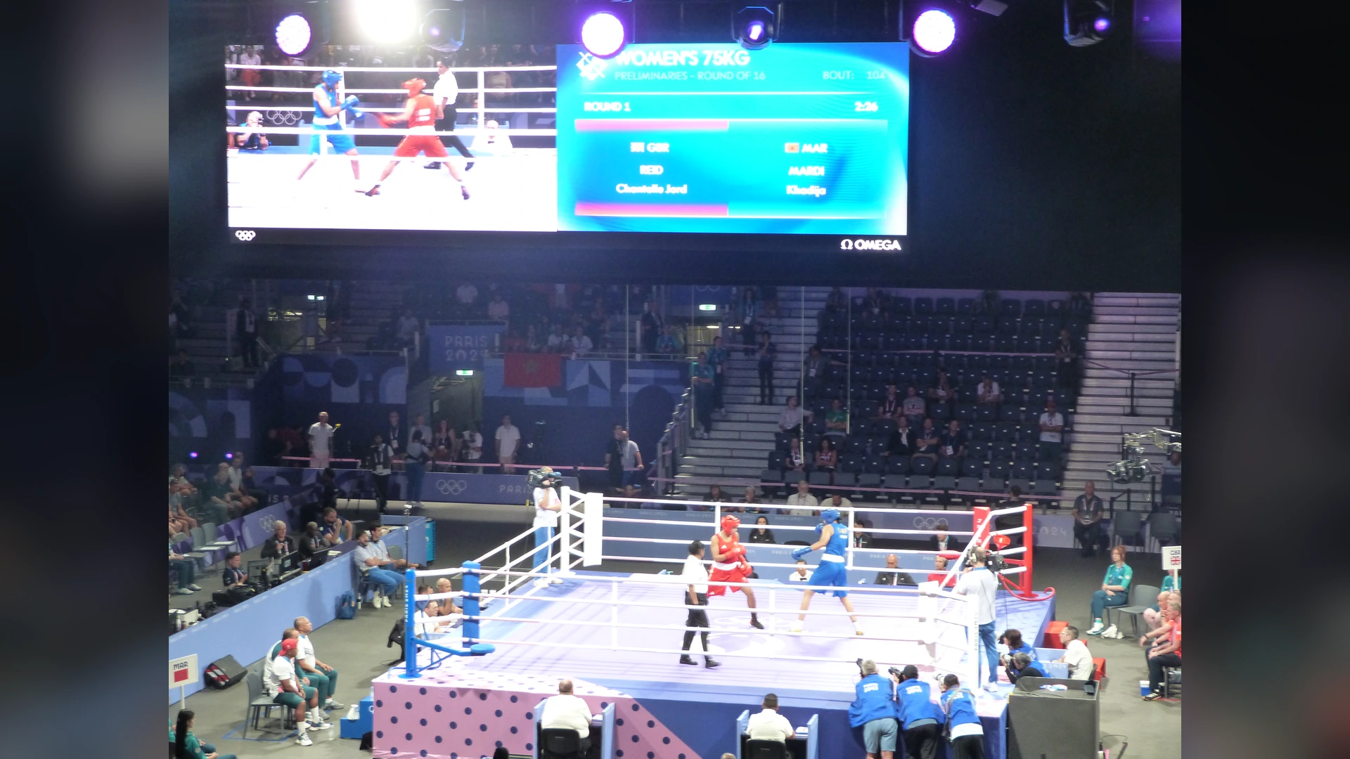 Chantelle Reid competes in the women's 75kg event
