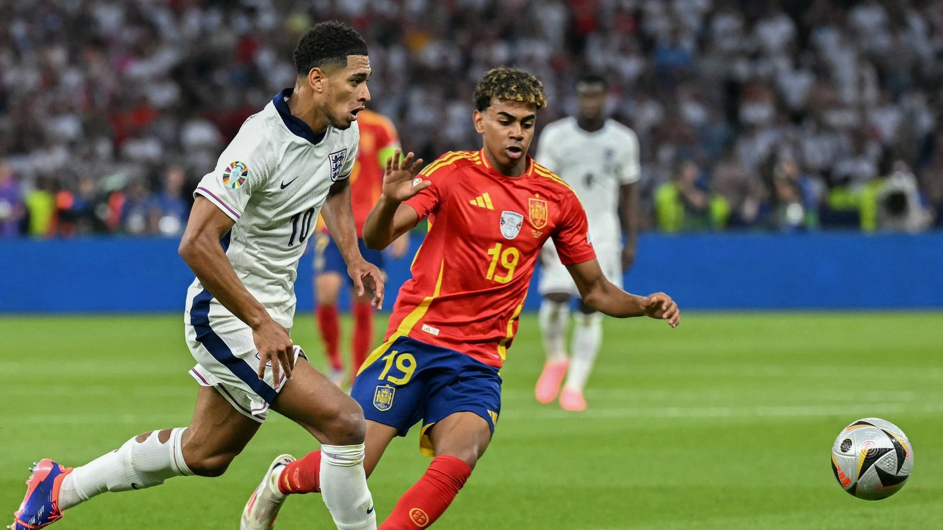 England and Spain contest the match at Wembley