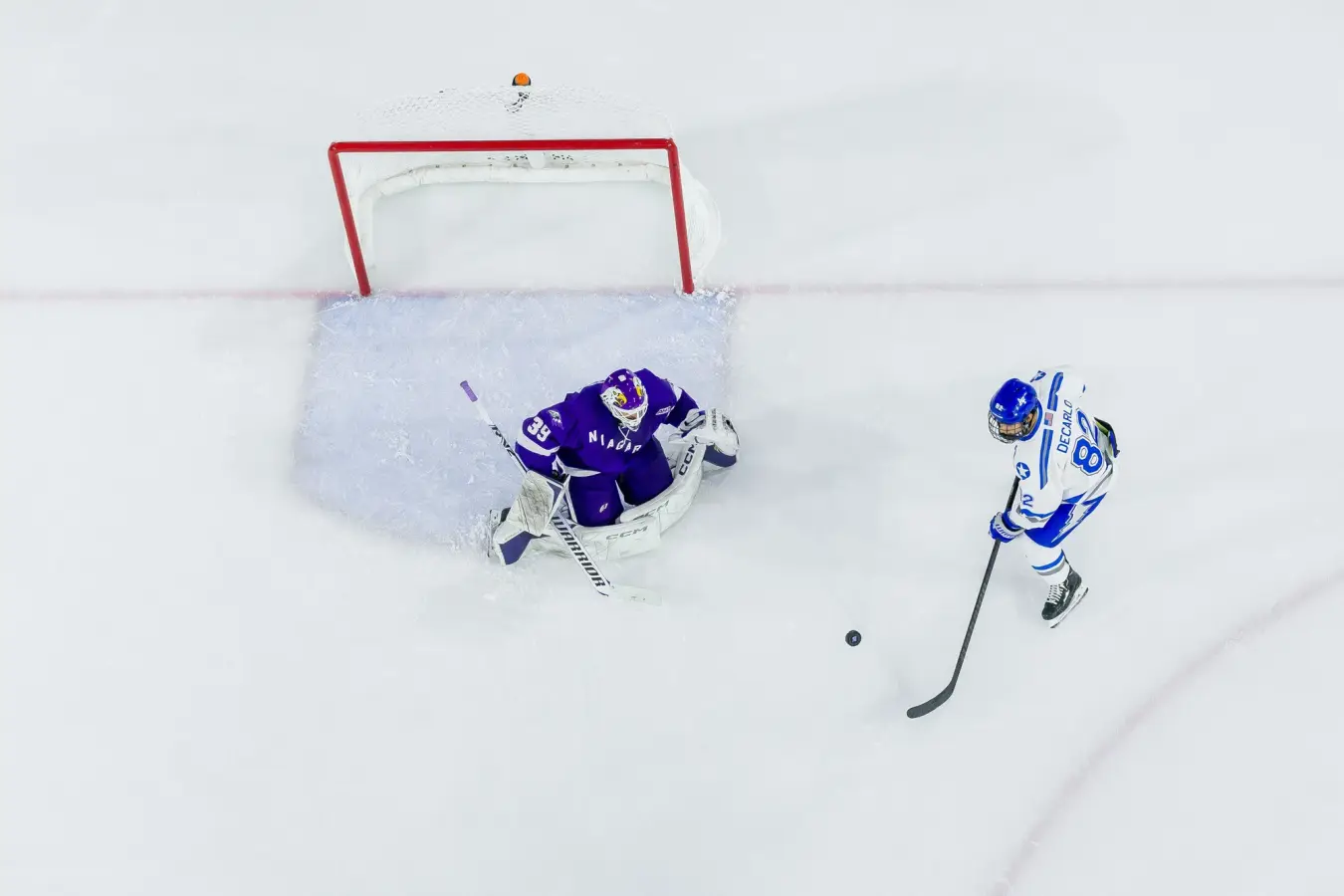 Ice hockey competition action