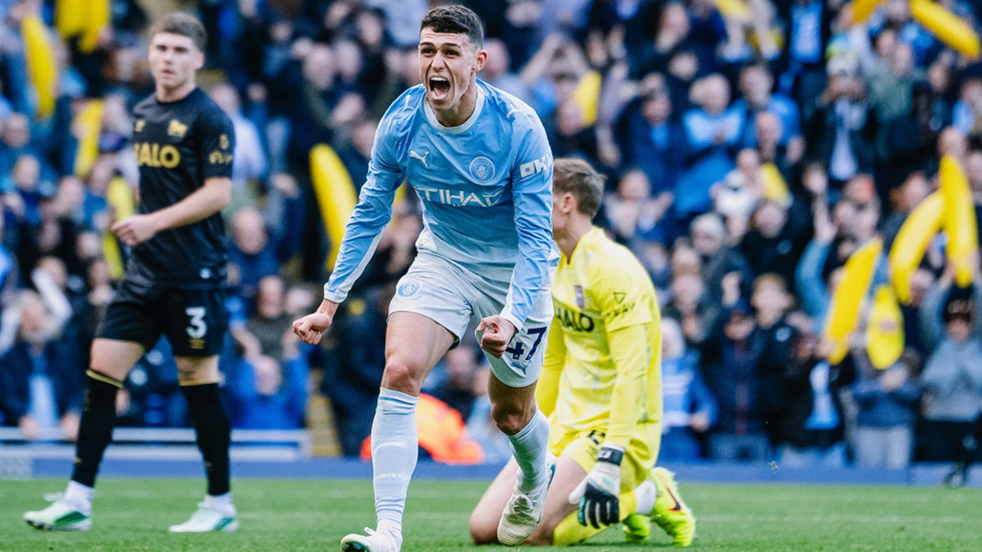 Manchester City edge Ipswich 3-2 as Maresca wins his first seven league matches