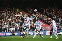 Newcastle win at Crystal Palace without conceding a goal