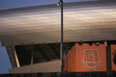 Everton and Newcastle meet for the last Carabao Cup quarter-final place