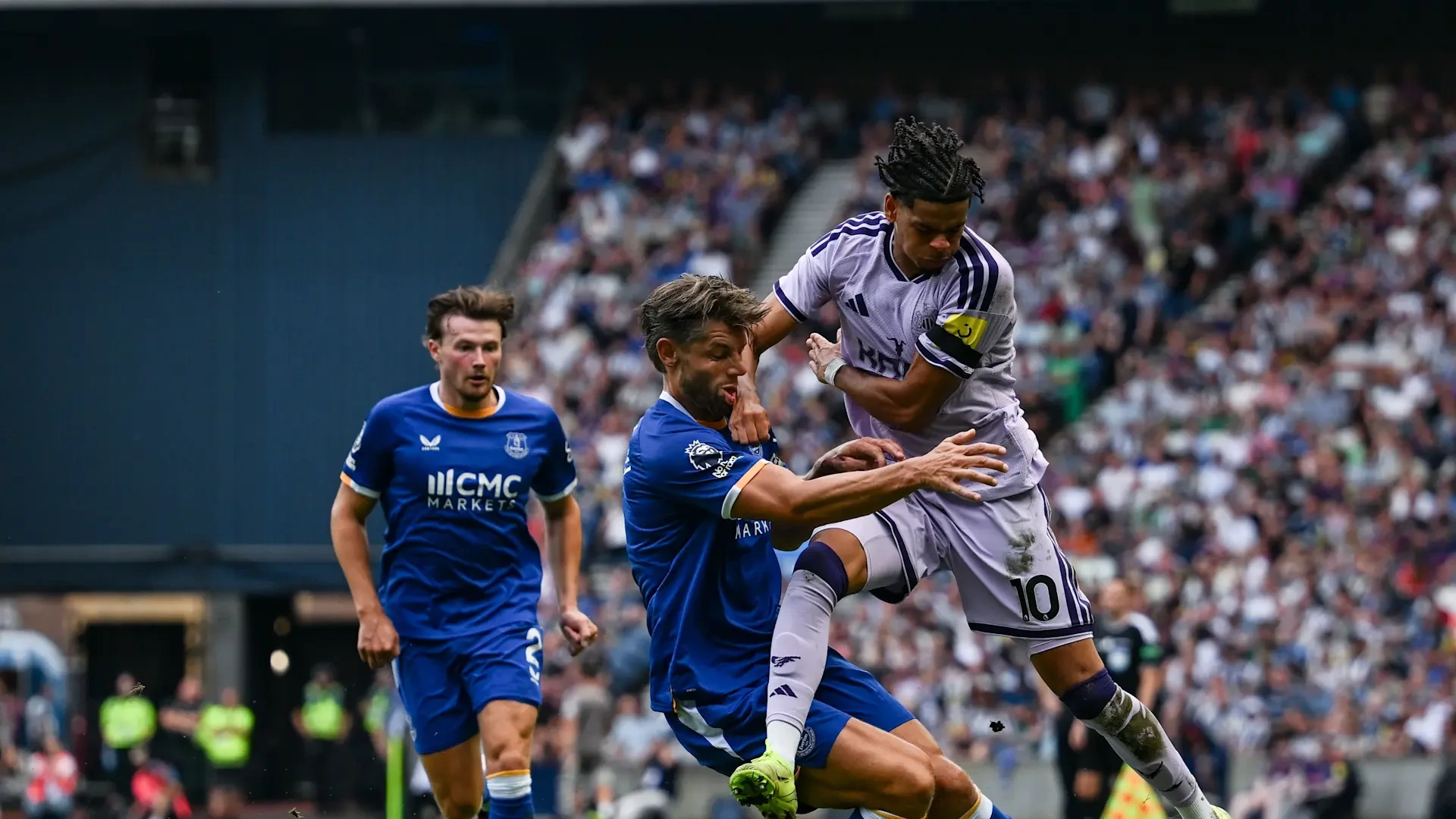 Everton and Newcastle meet for the last Carabao Cup quarter-final place