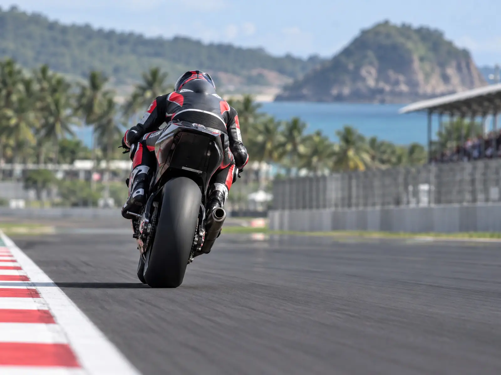Conceptual image of an anonymous motorcycle racer on circuit; AI-generated illustration, not the reported event or named athlete